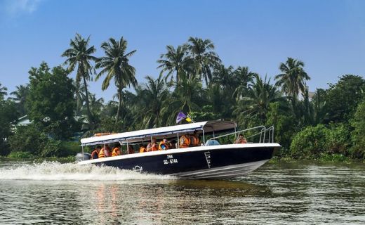 Classic Cu Chi Tunnels Luxury Group Tour (Boat & Bus)