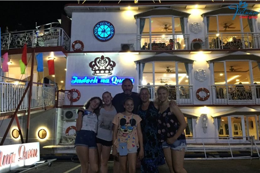 Enjoy Night With Traditional Dinner Cruise  06.01.2019