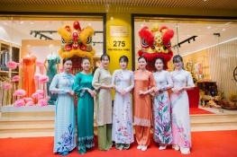 Top 8 Vietnamese Traditional Costumes That Express The National Spirit