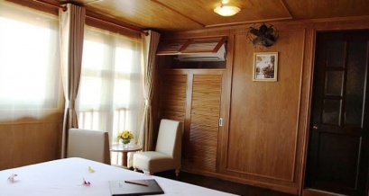 Deluxe Cabin