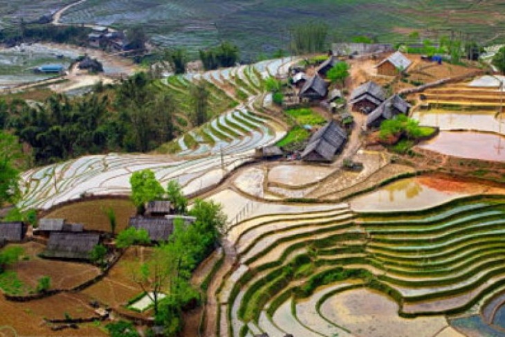Trekking For A Day In The Mountains Of Sapa, Vietnam