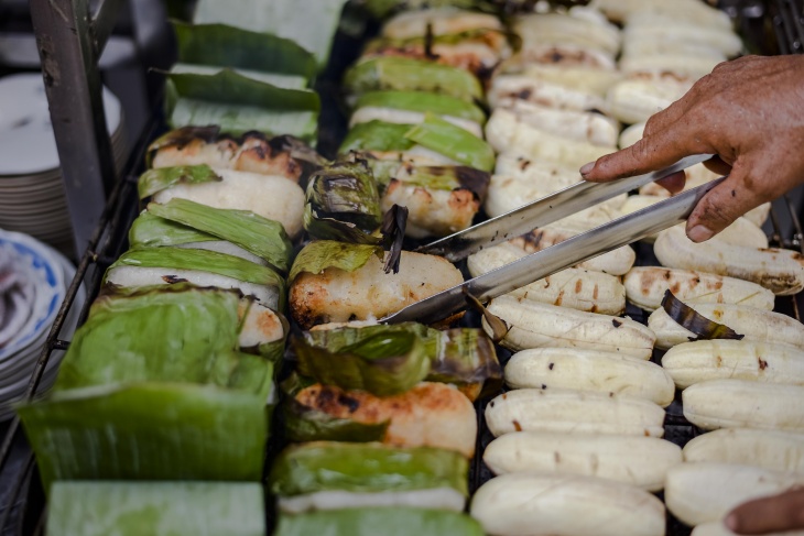 Việt Nam's Grilled Bananas In Mekong Delta