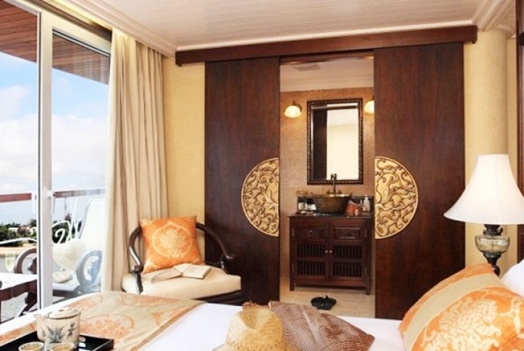 jayavarman-cruise-deluxe-stateroom-800x422