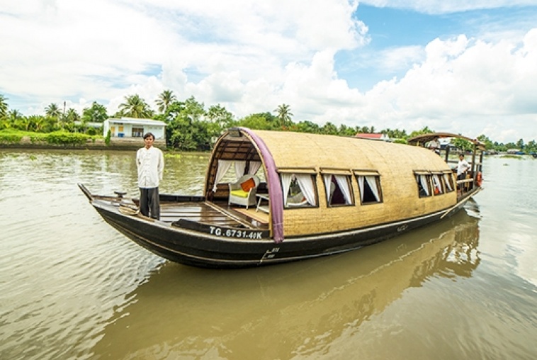 Song Xanh Sampan Cruise