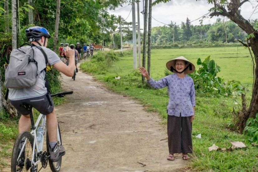 Afternoon Cycling In The Peaceful Hoi An, Vietnam