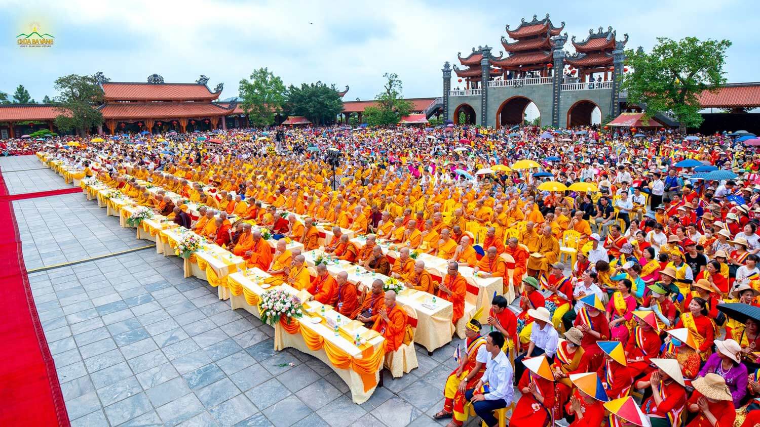 Vesak or the Buddha's birthday, is celebrated in Vietnam from April 8–April 15 on the lunar calendar.